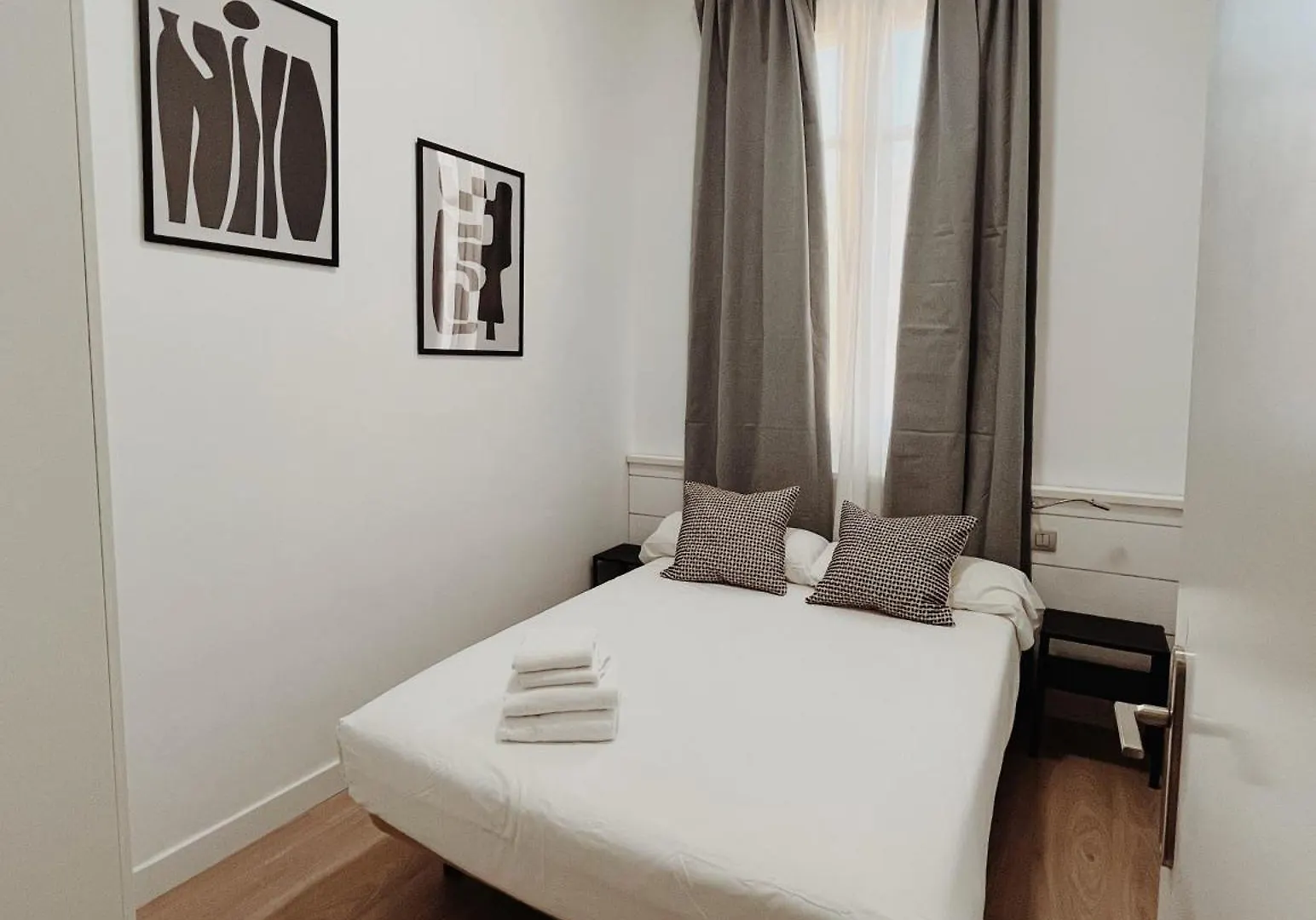 Apartamentos Express By Gaiarooms Barcelona 0*,
